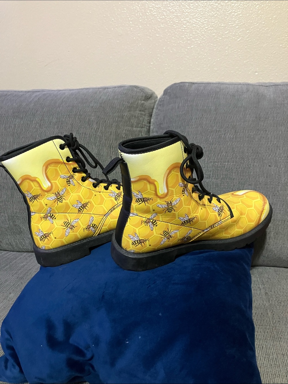 Honey Bee Vegan Leather Combat Boots:Bohemian Cowgirl Style Size 10 - Picture 7 of 10